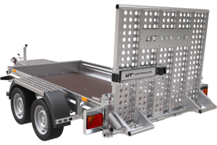 Bauanhänger für den Transport eines Minibaggers – UNITRAILER STARK 3 260